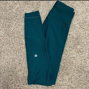 Lululemon zoned in tight 27”